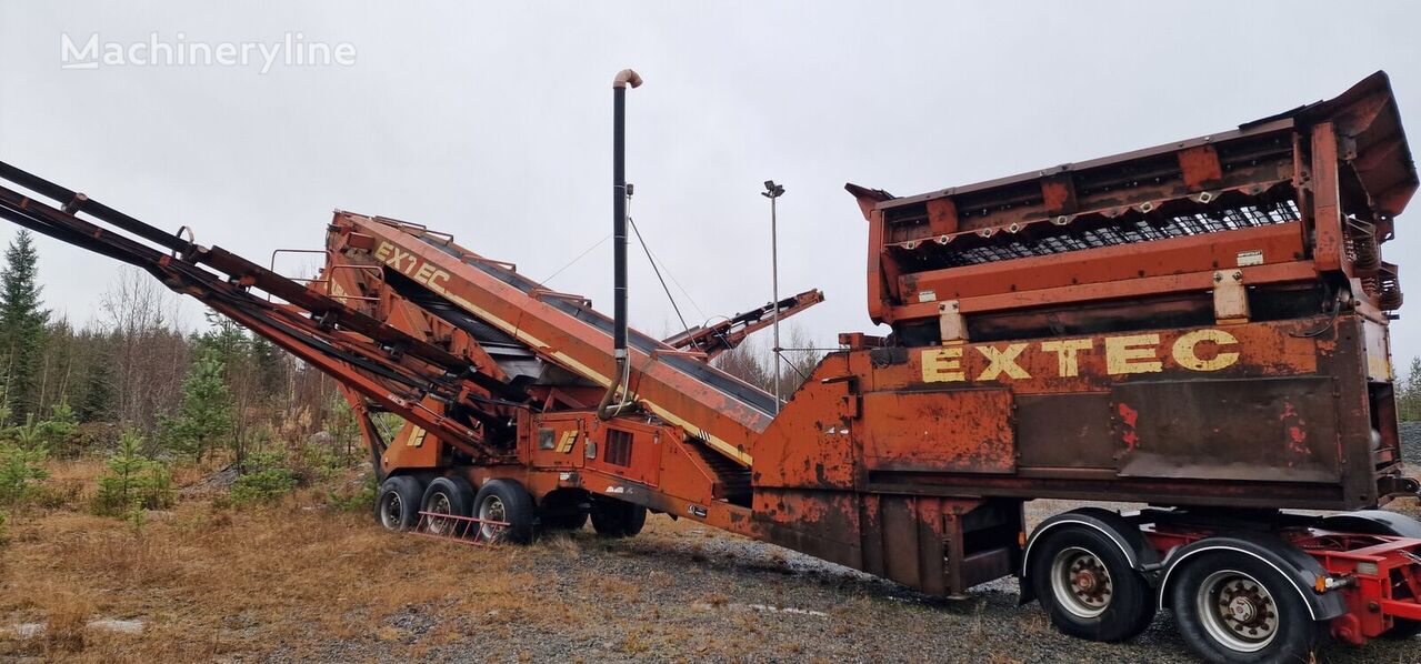 Extec DOUBLE SCREEN mobile crushing plant