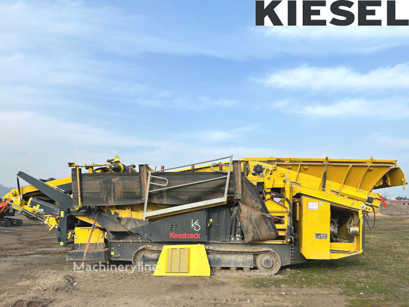 Keestrack K5 mobile crushing plant