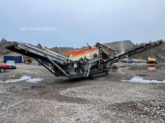 Metso ST2.8 mobile crushing plant