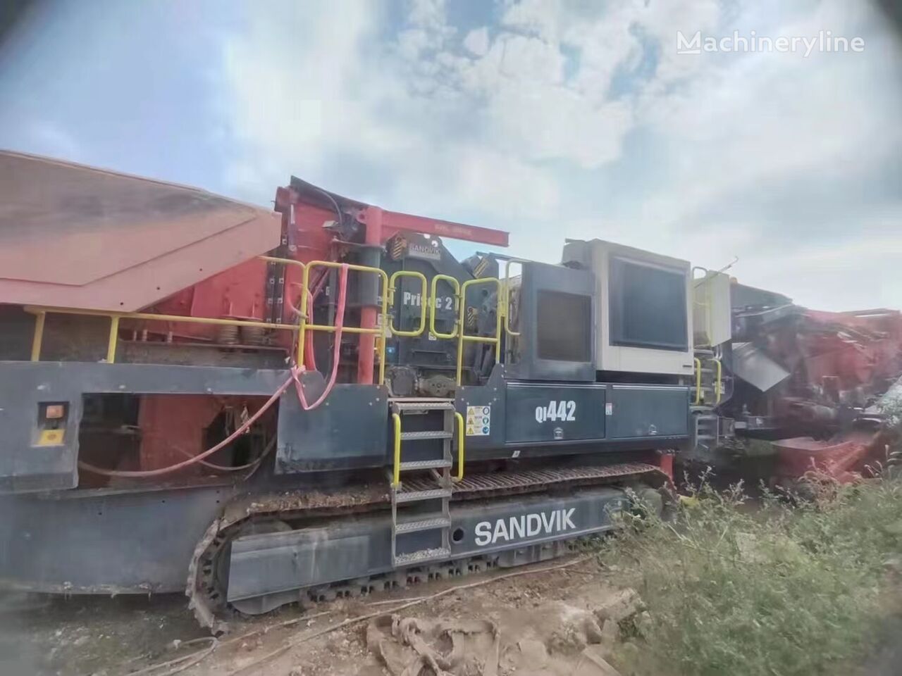 Sandvik QI442 Tracked Impact Crusher+QA335 Tracked Screen pokretno postrojenje za drobljenje