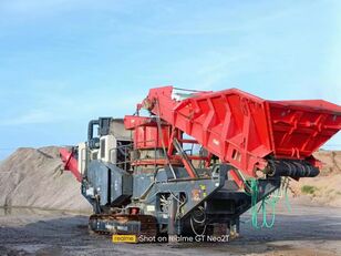 Sandvik QJ341 mobile crushing plant