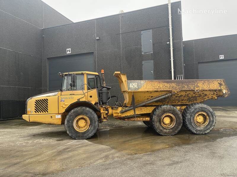 Volvo A 25 E tracked dumper