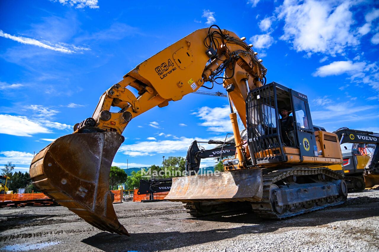 Liebherr R934T tunnel excavator