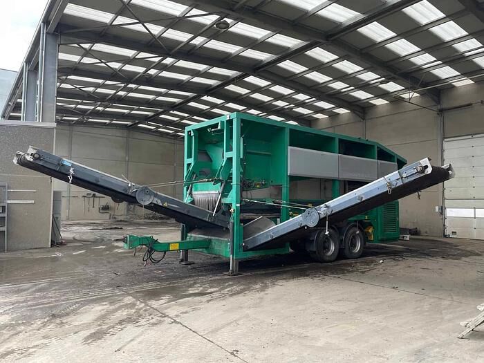 Komptech Multistar L3 vibrating screen