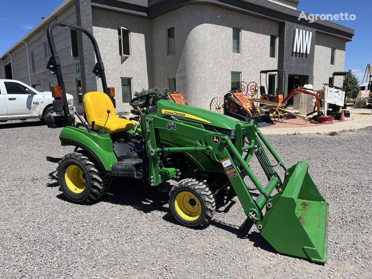 mototracteur John Deere 1023E