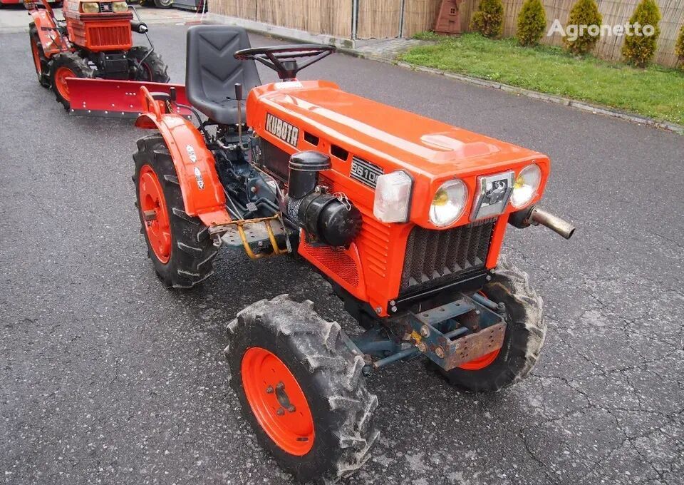 Kubota B6100 モトトラクター