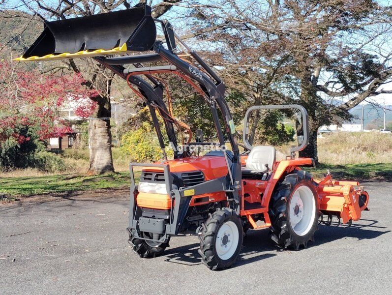 moto trator Kubota TRACTOR(Kubota)