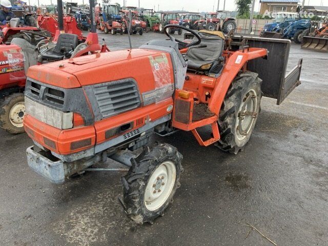 Kubota TRACTOR(Kubota) moto tractor