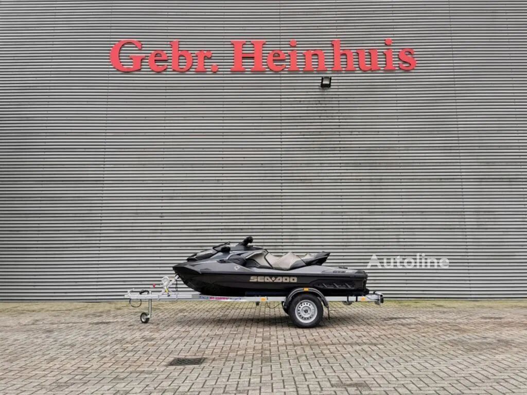 Motorová jachta Sea-Doo GTX LTD 300 Limited New and Unused! - Autoline