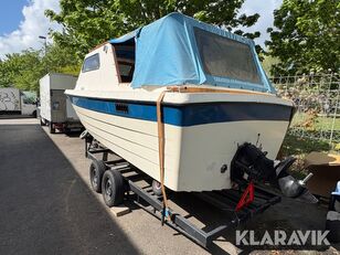 yacht &agrave; moteur Volvo Penta