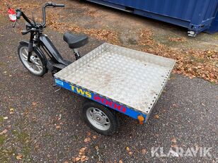 sepeda motor Flakmoped Tomos Quadro med backv&auml;xel