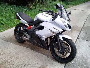 motocyclette Kawasaki ER6 f