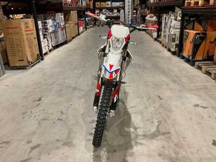 moto Ultra Thunder 300 rood