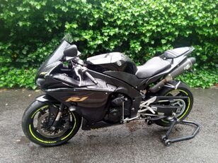 motocyclette Yamaha R1