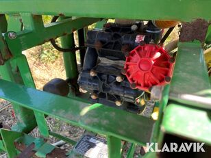 Pulverizador montado John Deere 412 a venda - Imagem 18 | Agroline PT Pulverizador montado John Deere 412 | Imagem 18 - Agroline