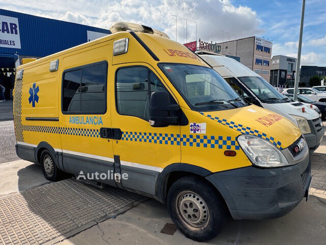 IVECO 35S14 L3H2 ambulance