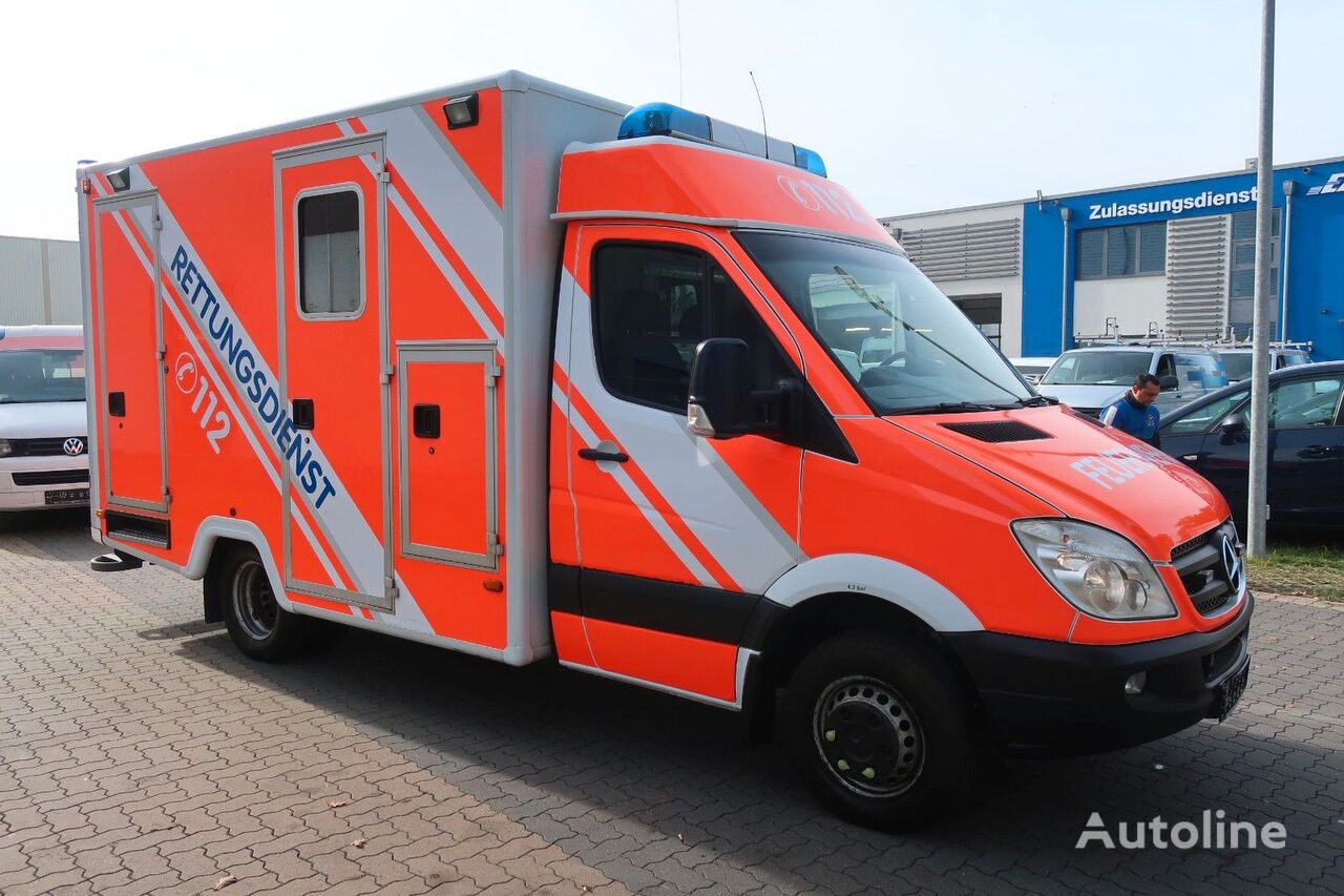 Mercedes-Benz Sprinter II 516	Ambulance car  ambulancia