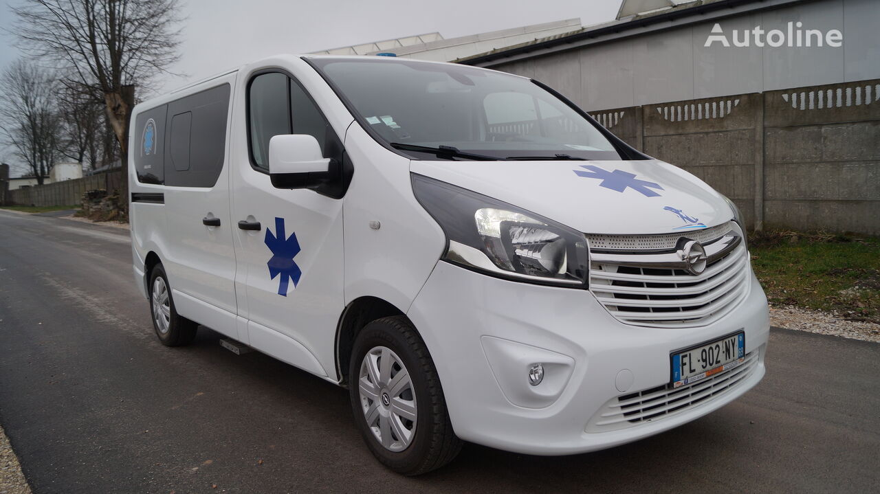 машина скорой помощи Opel Vivaro