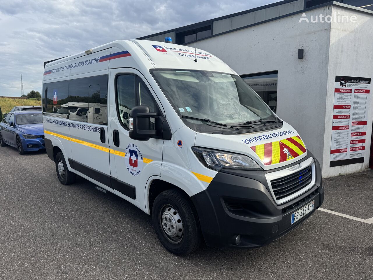 الميكروباصات سيارة الإسعاف Peugeot PEUGEOT BOXER Ambulance Dauphin Type B - EN1789