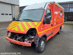 ambulanta Renault Master accidentate