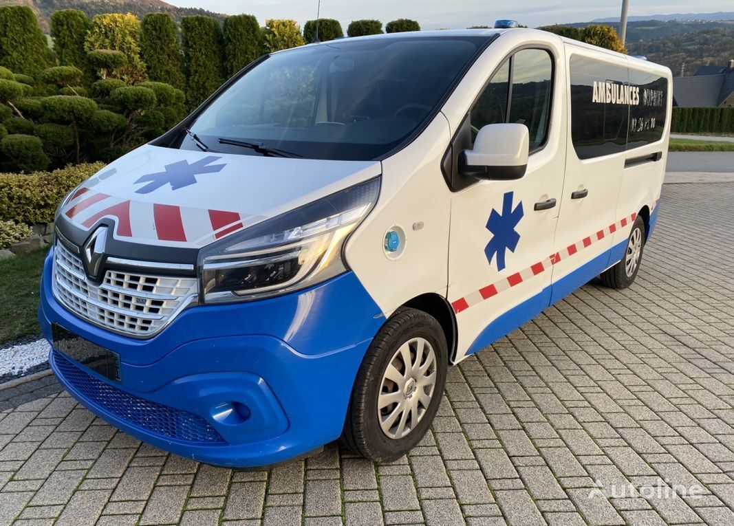 машина скорой помощи Renault Trafic