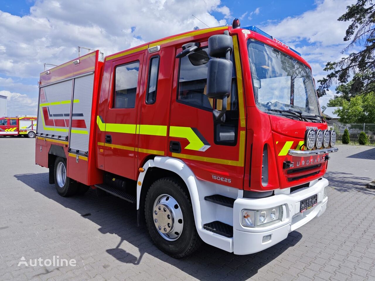 camion de pompiers IVECO EuroCargo 150E25