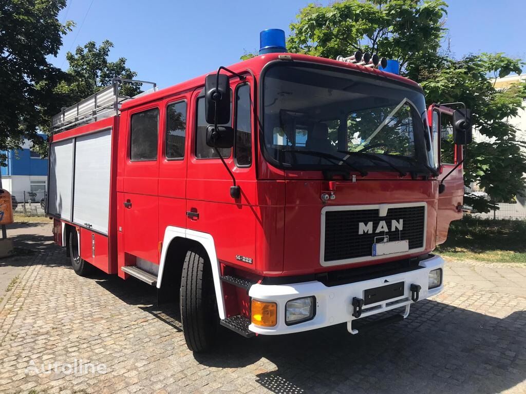 carro de bombeiros MAN 14.222