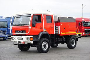 MAN LE 220 / 4 X 4 / DOKA / STRAŻ POZARNA fire truck