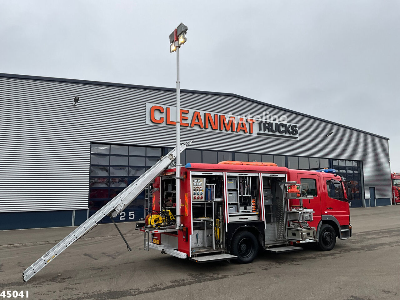 Пожарная машина Mercedes-Benz Atego 1225 Brandweer materiaalwagen Just 26.791 km! - Autoline