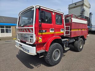 camion de pompiers Renault M210
