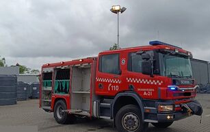 mașină de pompieri Scania P124 4x4 Doka Fire truck