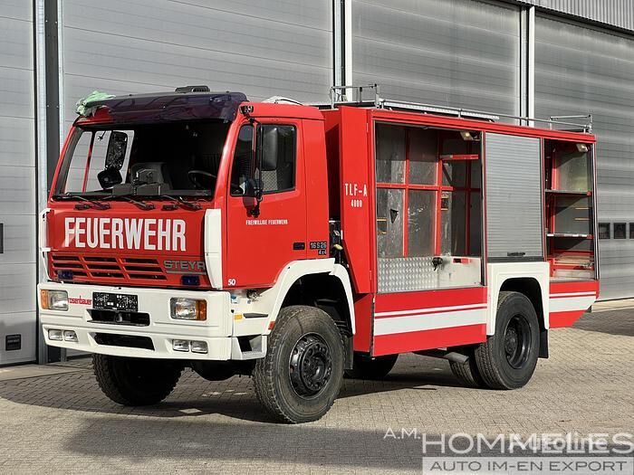 سيارة المطافئ Steyr 16S26 4X4 بعد وقوع الحادث