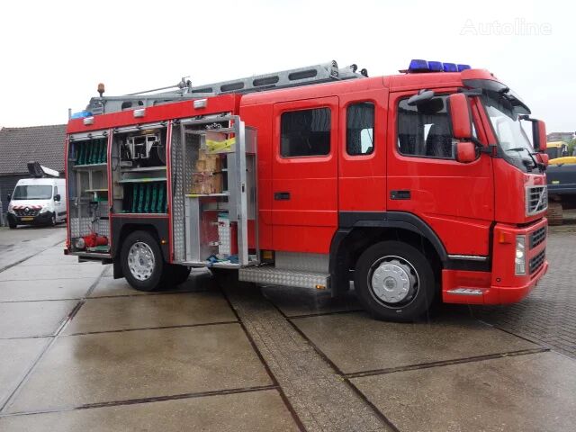 Volvo -330 2000 LITER WATER TANK KRONEBURGPUMP fire truck