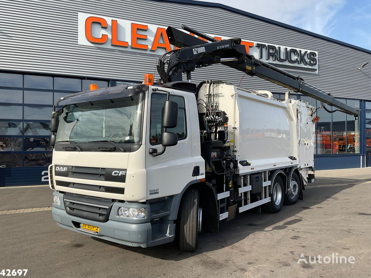 DAF FAN 75 CF 250 Hiab 21 Tonmeter laadkraan Müllwagen