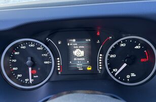 شاحنة جمع ونقل النفايات IVECO Daily 70C14