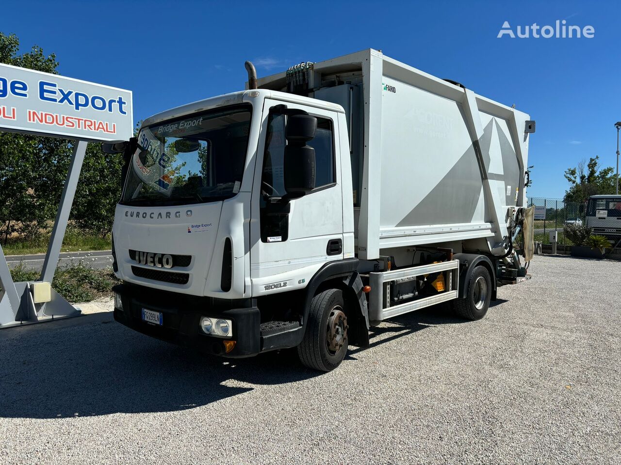 мусоровоз IVECO EUROCARGO 120 compattatore rifiuti EURO 5