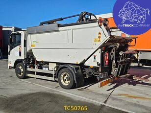 camion poubelle Isuzu CON