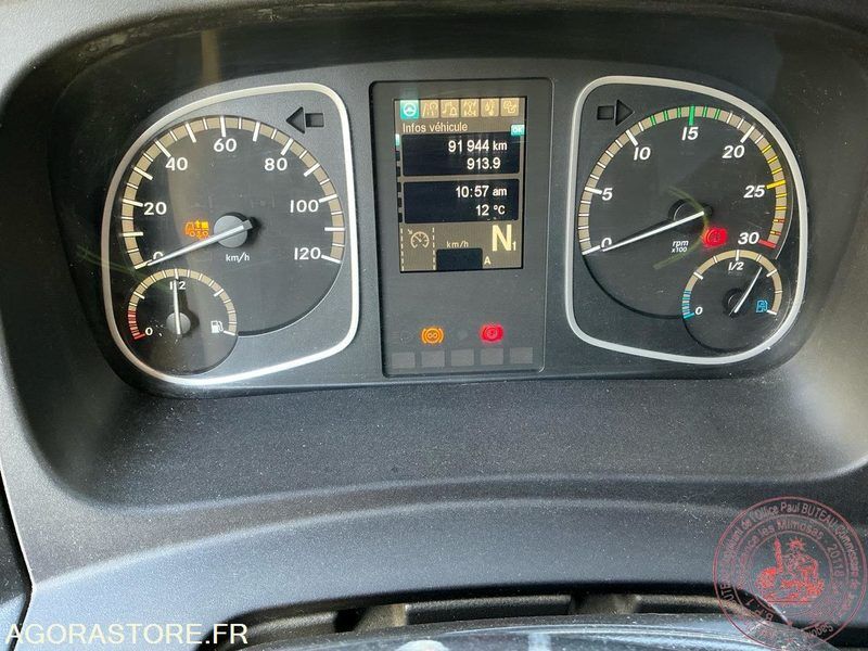 2016 مرسيدس بنز ATEGO-47730610