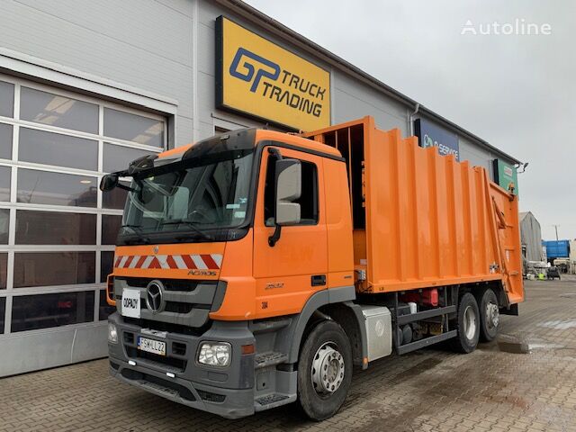 camion poubelle Mercedes-Benz Actros 2532