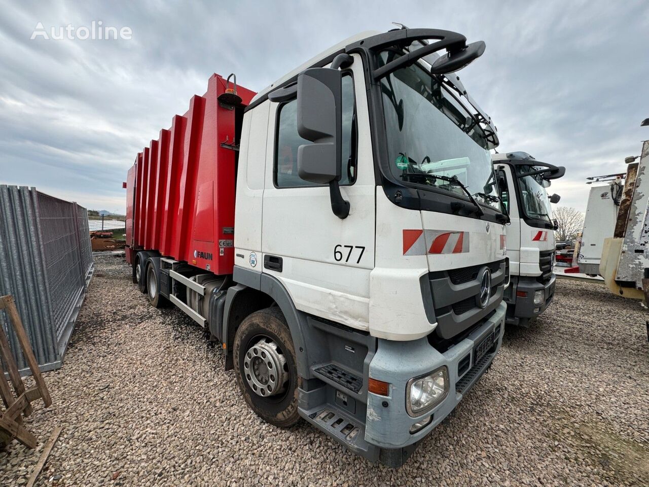 xe tải chở rác Mercedes-Benz Actros 2532 6x2 MP3