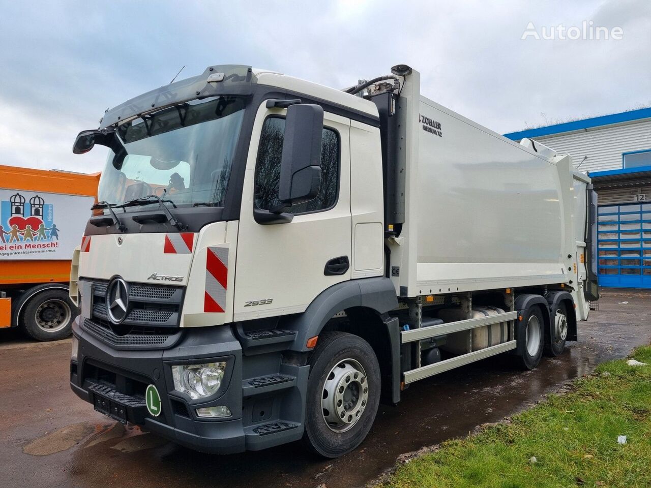 мусоровоз Mercedes-Benz Actros 2533 L 6x2 Zoeller Medium X2 24 Garbage truck