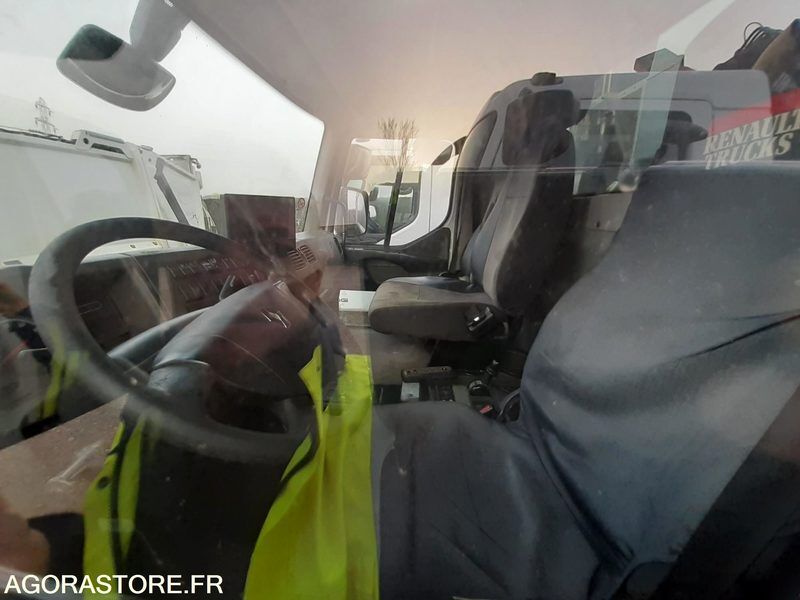 2013 Renault PREMIUM-46165411