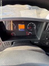 Scania P280 roska-auto