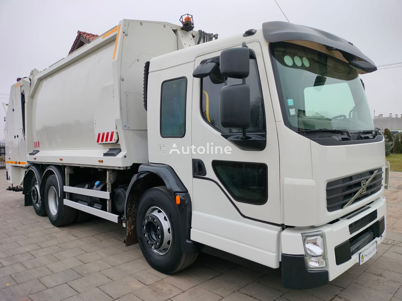 мусоровоз Volvo FE Volvo FE Śmieciarka 3 osiowa 2013r GeesinkNorba GPM III v 20H