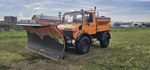 Mercedes-Benz Unimog U1400 Streufahrzeug