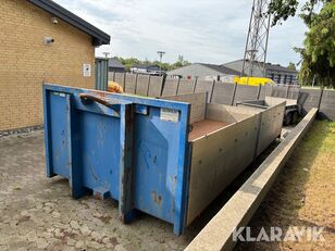 Container hooklift container