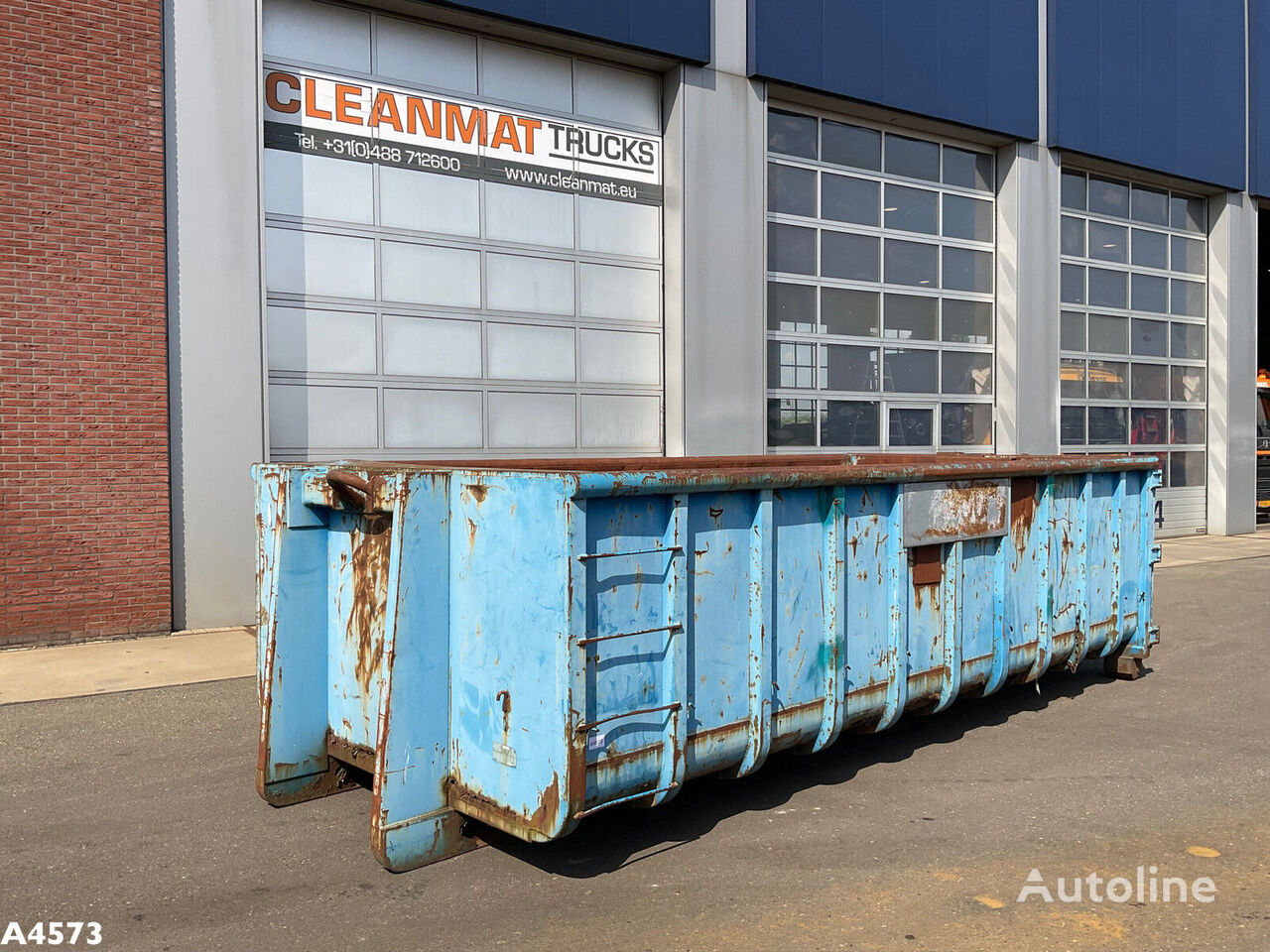 container abroll Container 14m³