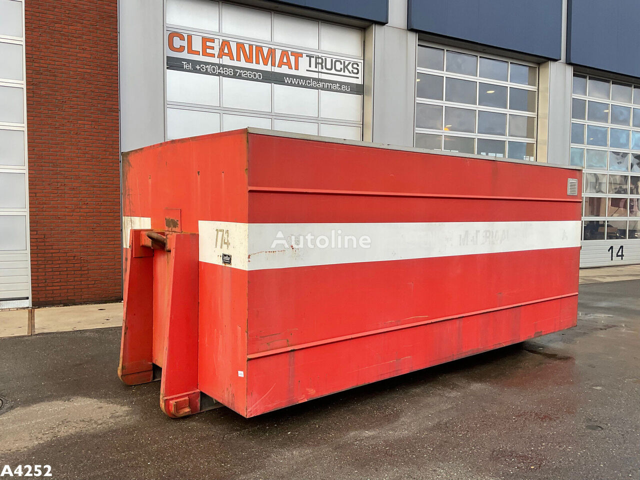 Leebur gesloten container met Laadklep hooklift container