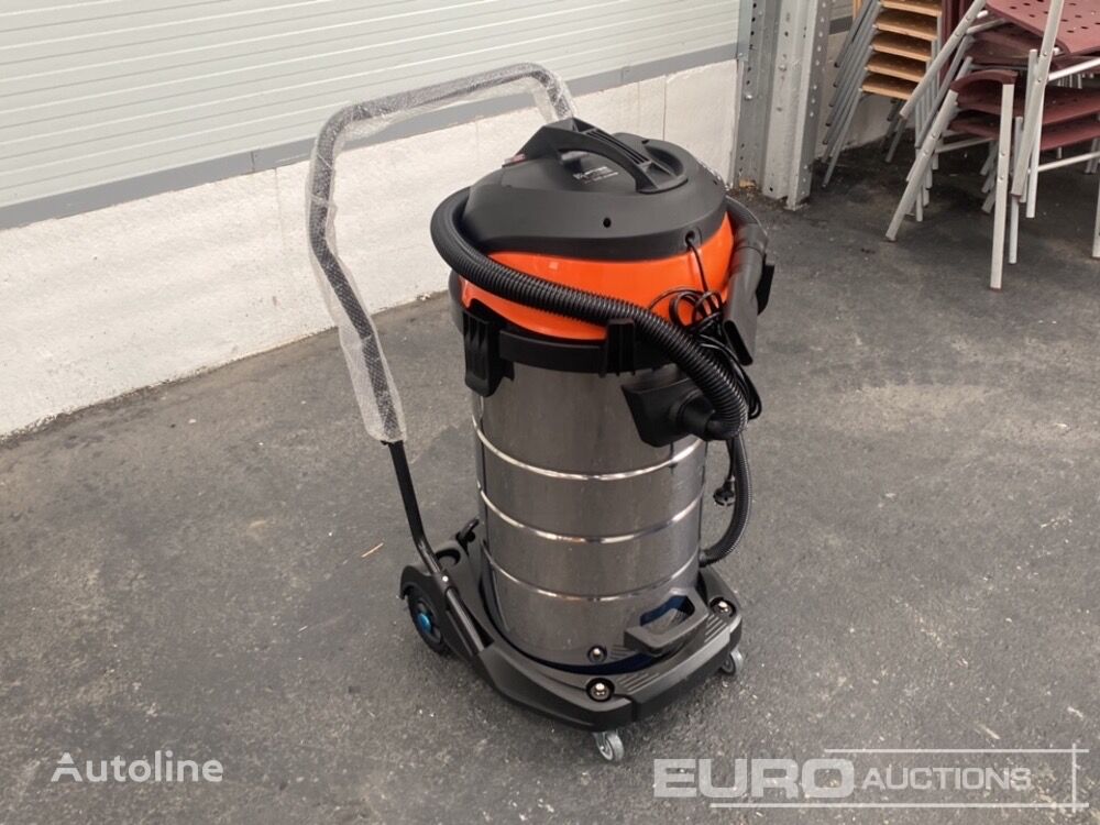 new Daewoo DAVC90 industrial vacuum cleaner