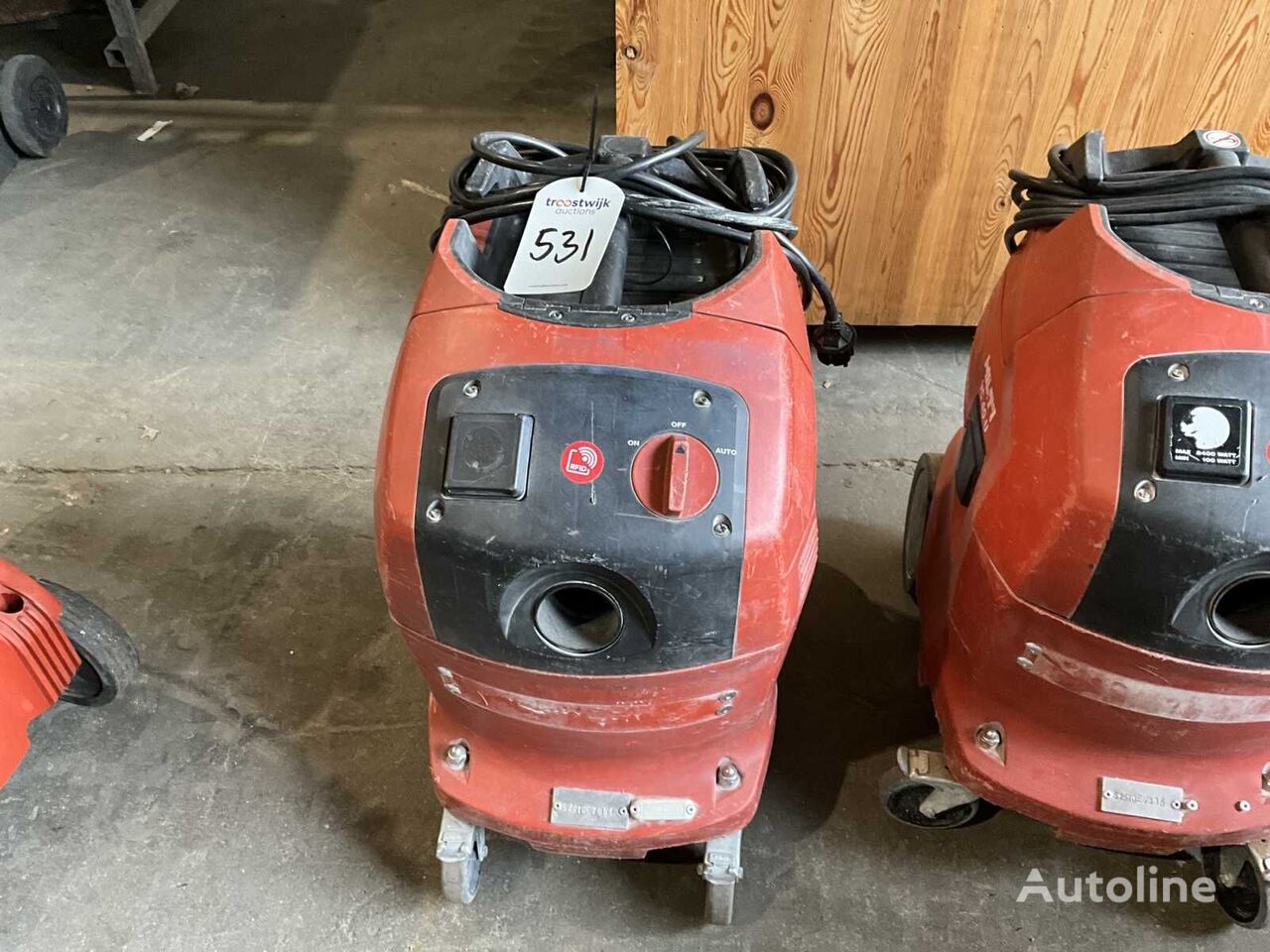 индустриска правосмукалка Hilti VC 40-U